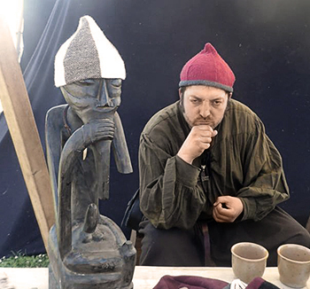 David forsøger at aflure Frej, hans hemmeligheder... - 2015